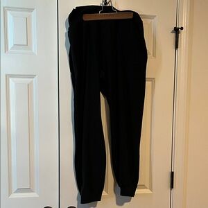 Beyond Yoga Charcoal Joggers
